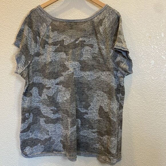 Lucky Brand Plus Size Camo Short Sleeve Shirt 22/24 Green - Picture 3 of 4